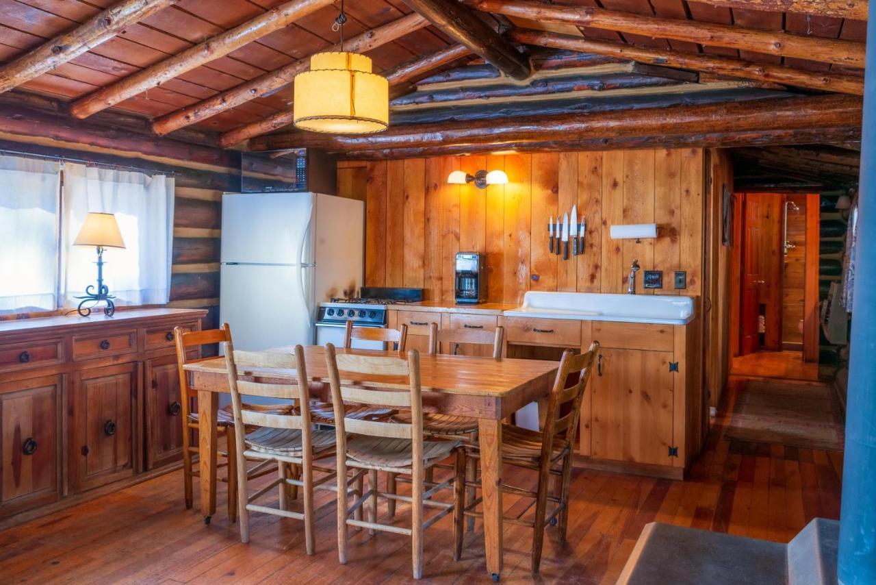 Corkins Lodge Chama Eksteriør bilde